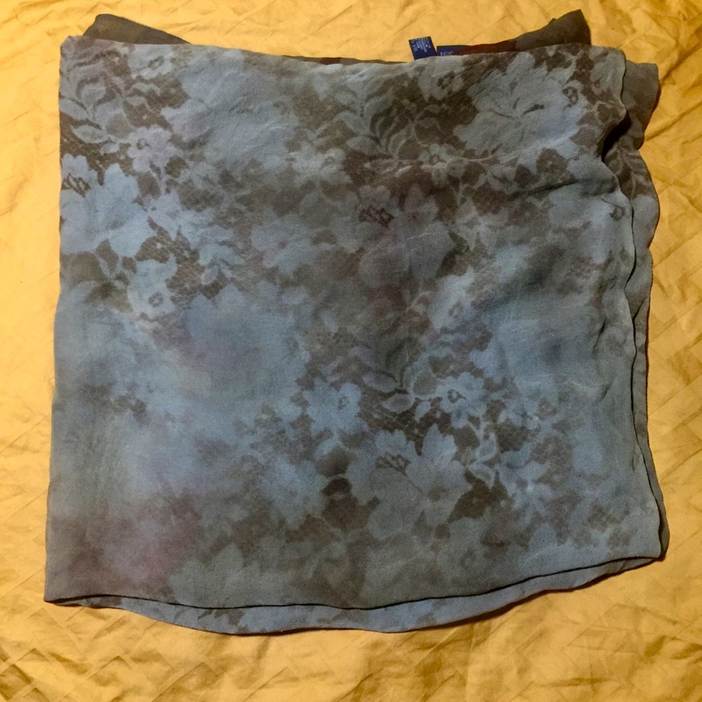 Vintage Ralph Lauren silk floral square scarf - Picture 4 of 8